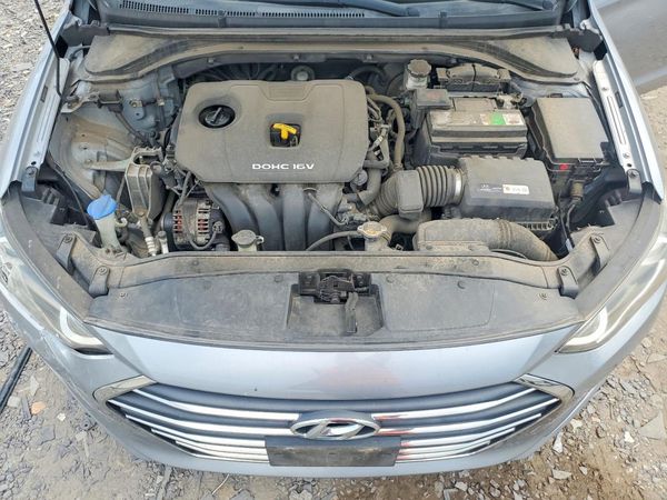 2017 HYUNDAI ELANTRA SE Base