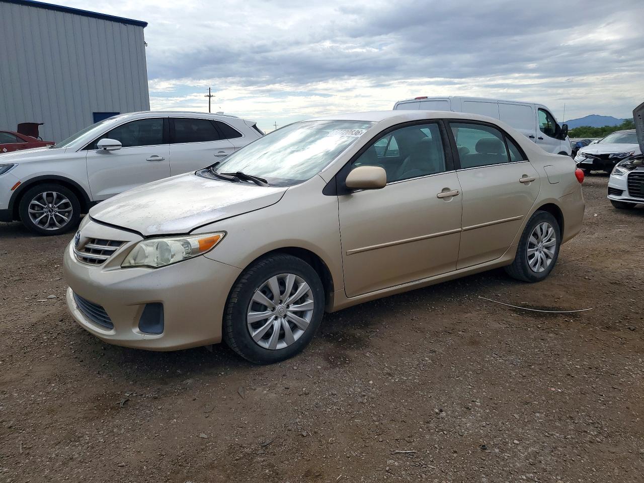 2013 TOYOTA COROLLA