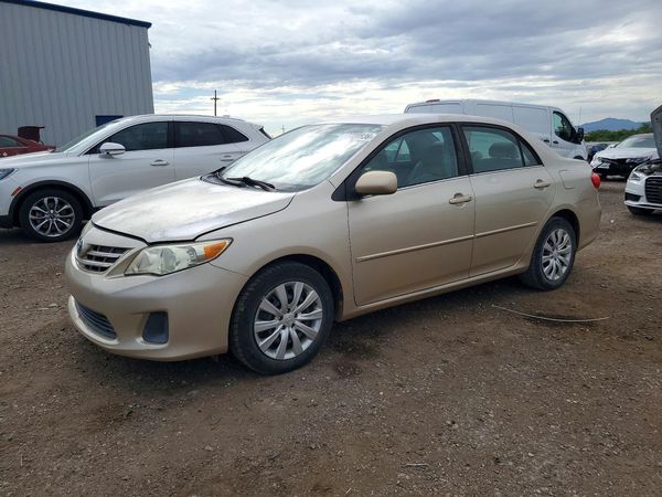 2013 TOYOTA COROLLA