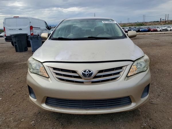2013 TOYOTA COROLLA
