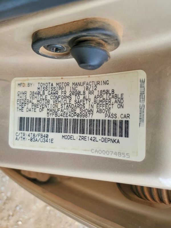 2013 TOYOTA COROLLA