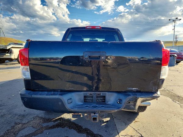2012 TOYOTA TUNDRA SR5