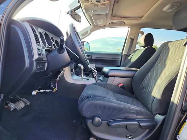 2012 TOYOTA TUNDRA SR5
