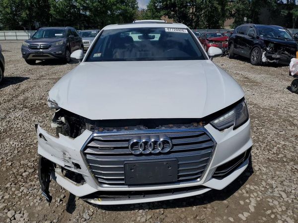 2018 AUDI A4 quattro Premium