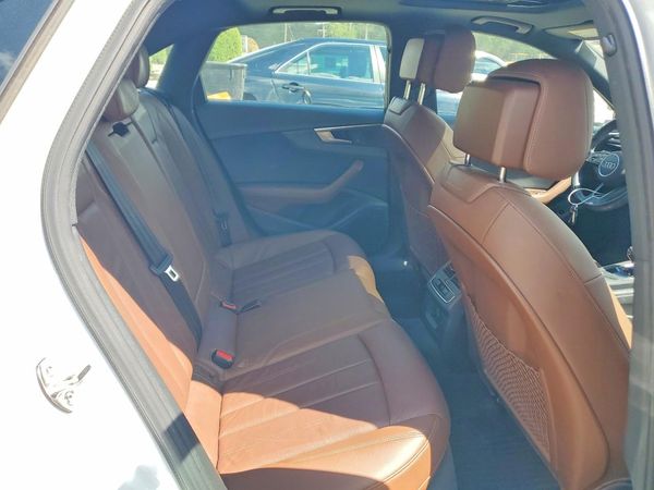 2018 AUDI A4 quattro Premium