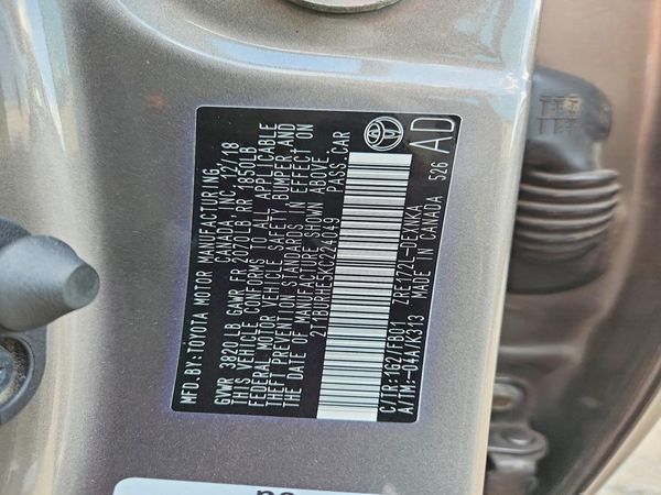 2019 TOYOTA COROLLA