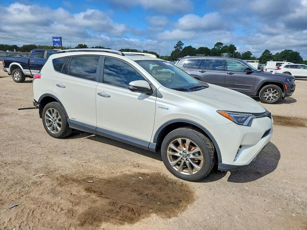 2016 TOYOTA RAV4 Limited (G Grade) — Passenger 3/4