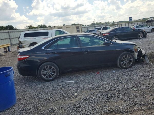 2015 TOYOTA CAMRY