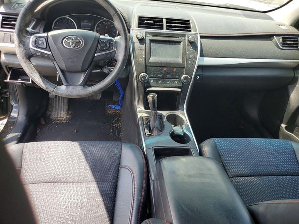 2015 TOYOTA CAMRY