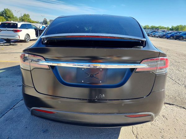 2017 TESLA MODEL X