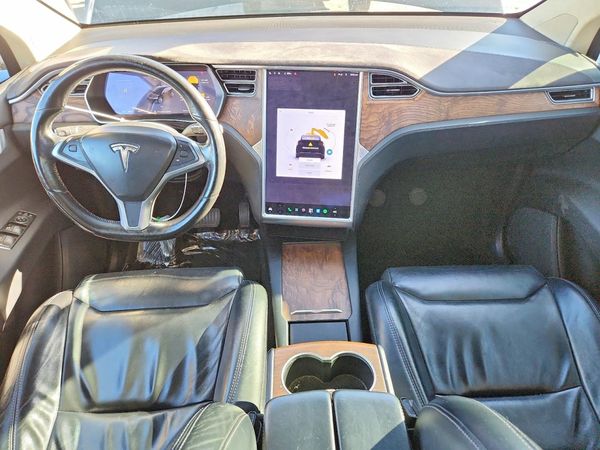 2017 TESLA MODEL X