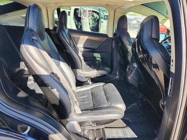 2017 TESLA MODEL X