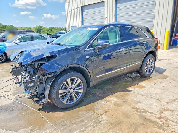 2026 CADILLAC XT5 — DSFA — Front 3/4