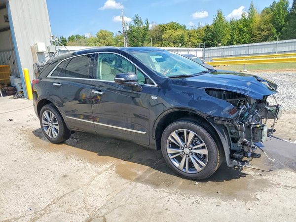 2026 CADILLAC XT5 Premium Luxury — Passenger 3/4