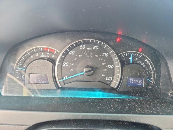 2012 TOYOTA CAMRY