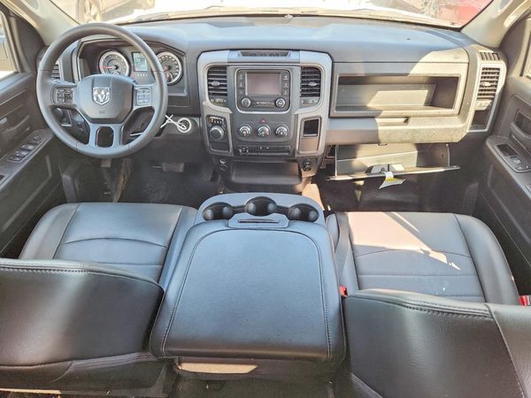 2023 RAM 1500 CLASSIC