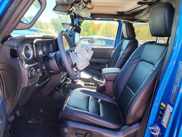 2024 JEEP WRANGLER Sahara 4XE — DENT