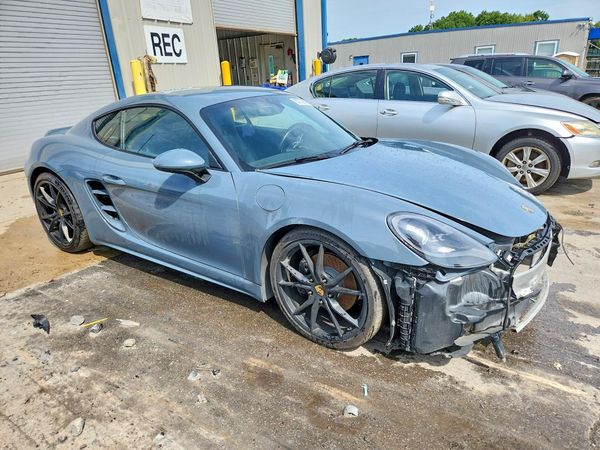 2017 PORSCHE CAYMAN