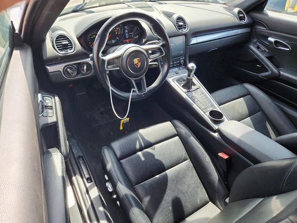 2017 PORSCHE CAYMAN