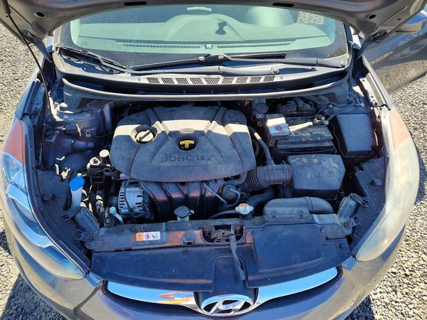 2013 HYUNDAI ELANTRA