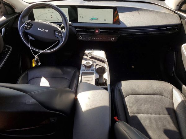 2023 KIA EV6 Light, Wind