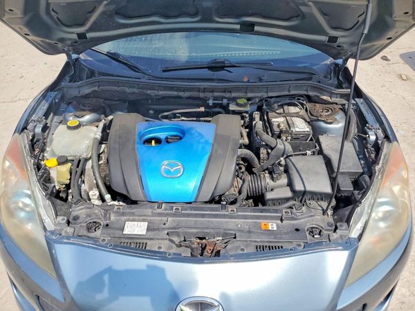2012 MAZDA 3 Touring/GS