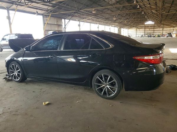 2016 TOYOTA CAMRY