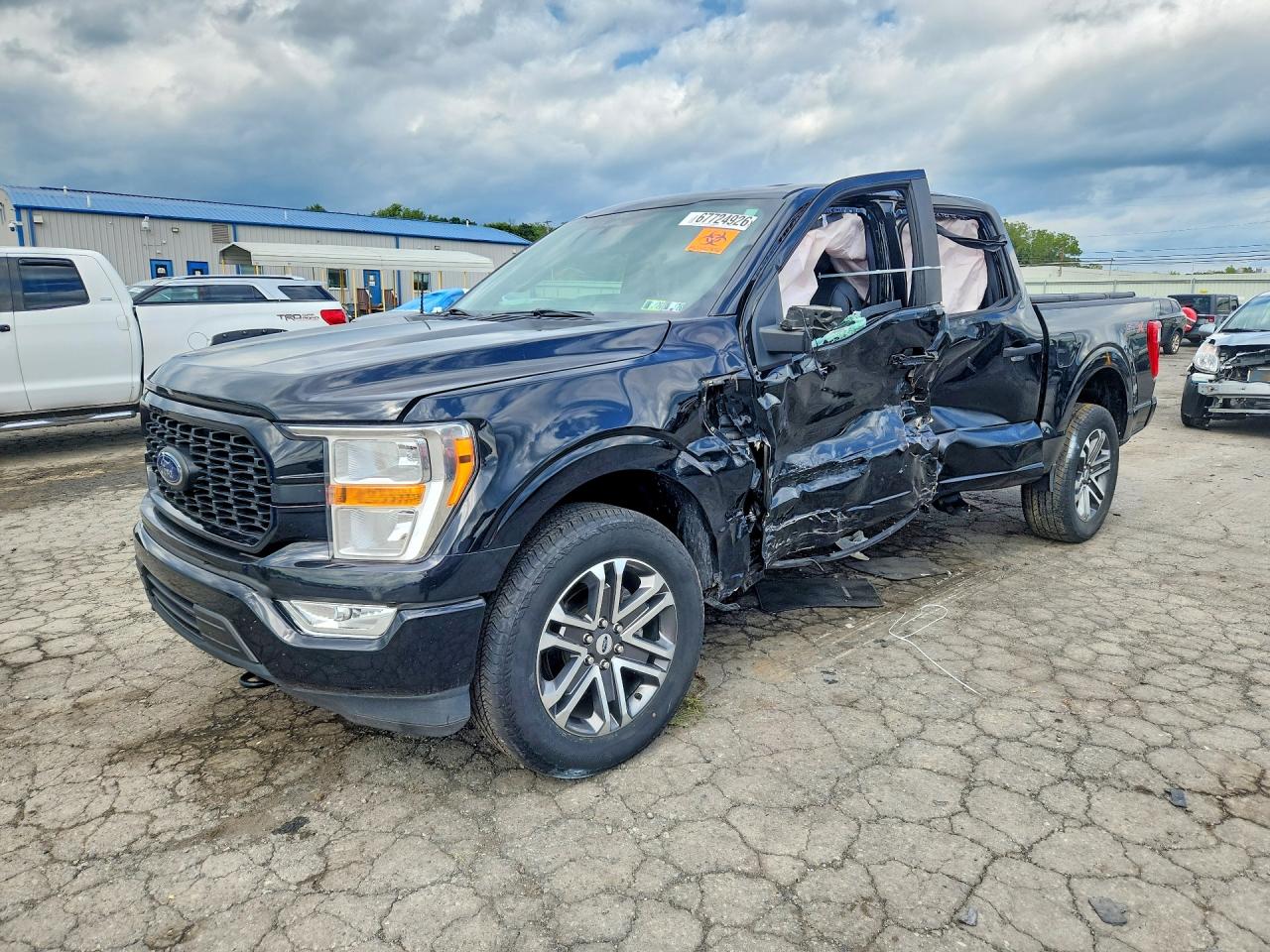 2022 FORD F150 SuperCrew — Front 3/4