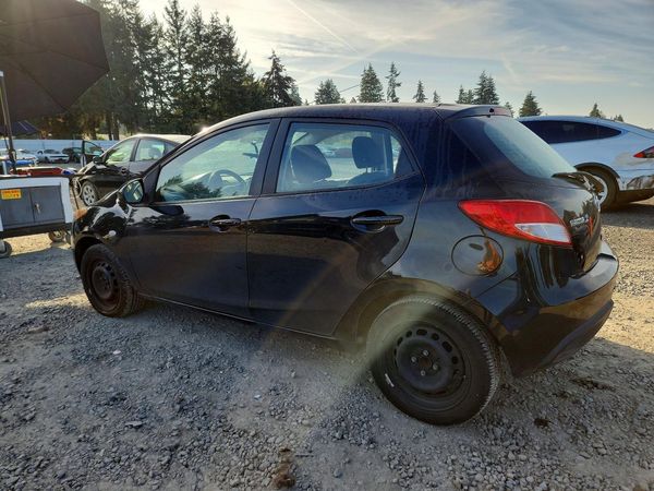 2013 MAZDA MAZDA2