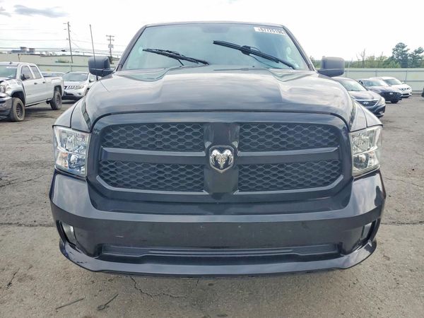 2019 RAM 1500 CLASSIC Tradesman, ST