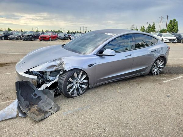 2026 TESLA MODEL 3 — DSFA — Front 3/4