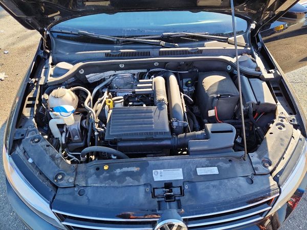 2017 VOLKSWAGEN JETTA