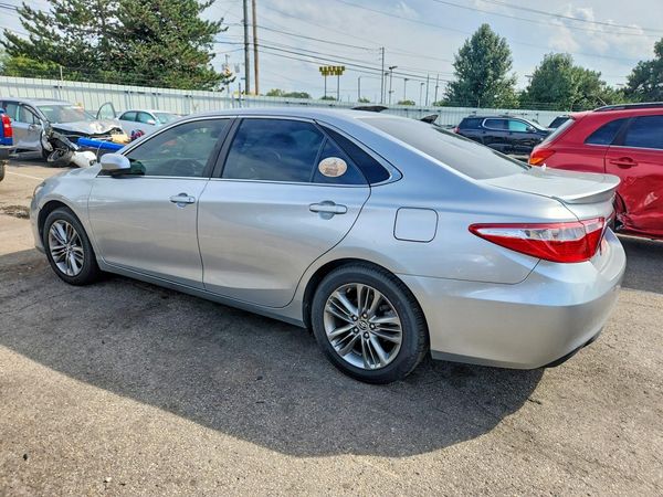 2015 TOYOTA CAMRY