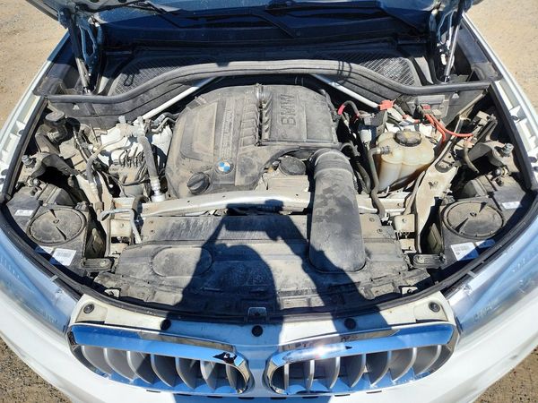 2018 BMW X5 xDrive35i — Engine bay