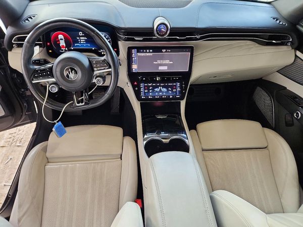 2023 MASERATI GRECALE