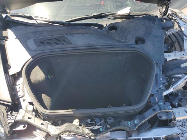 2025 CHEVROLET CORVETTE Premium 3LT — Engine bay