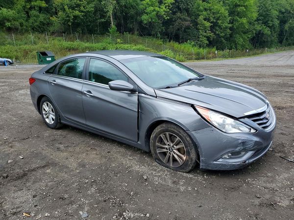 2013 HYUNDAI SONATA GLS/ GLS Popular