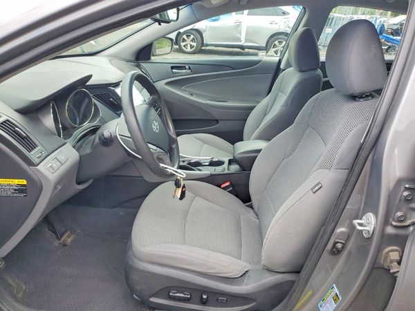 2013 HYUNDAI SONATA GLS/ GLS Popular