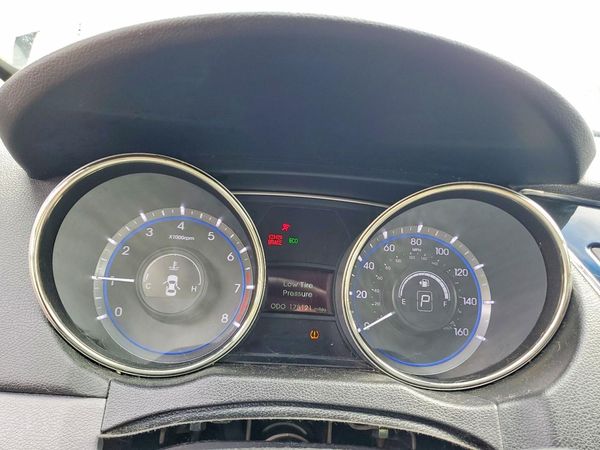 2013 HYUNDAI SONATA GLS/ GLS Popular