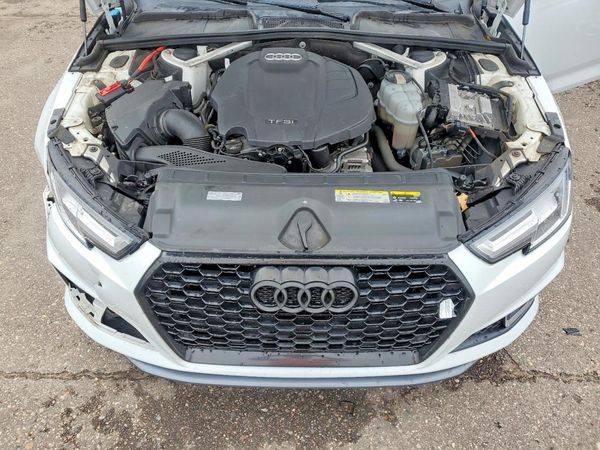 2019 AUDI A4 quattro Premium Plus