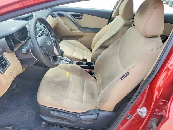 2013 HYUNDAI ELANTRA