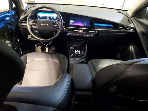 2023 KIA NIRO Wind