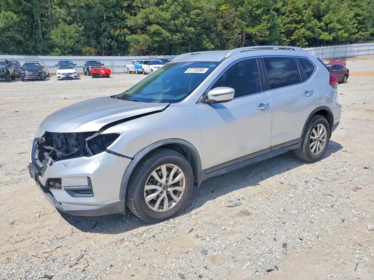 2018 NISSAN ROGUE — Front 3/4