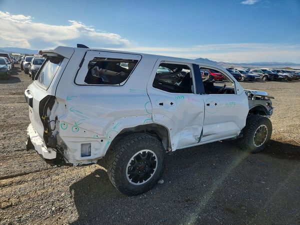 2026 TOYOTA 4RUNNER