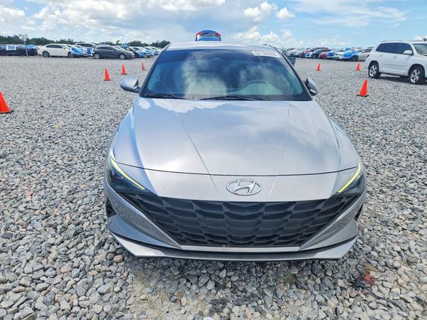 2022 HYUNDAI ELANTRA