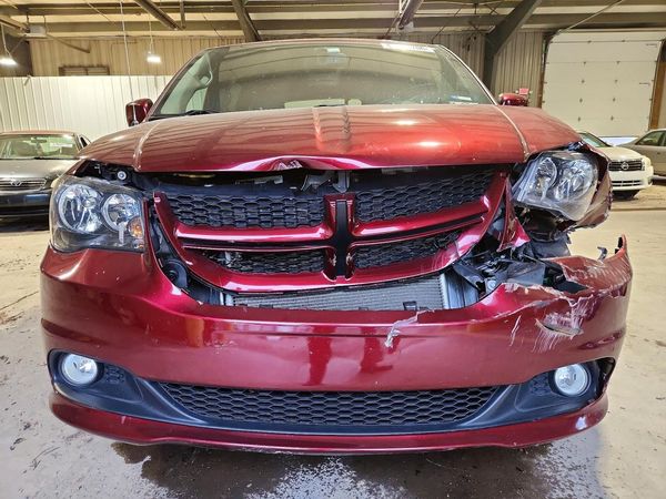 2017 DODGE GRAND CARAVAN GT