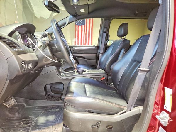 2017 DODGE GRAND CARAVAN GT