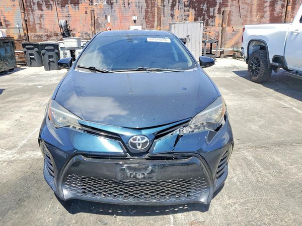2017 TOYOTA COROLLA