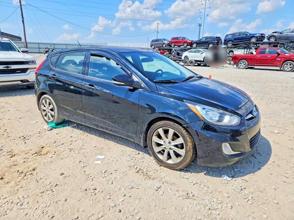 2013 HYUNDAI ACCENT GLS Premium/ SE