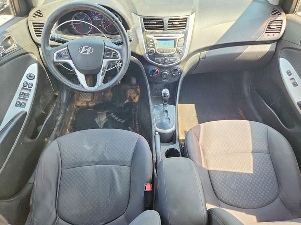 2013 HYUNDAI ACCENT GLS Premium/ SE